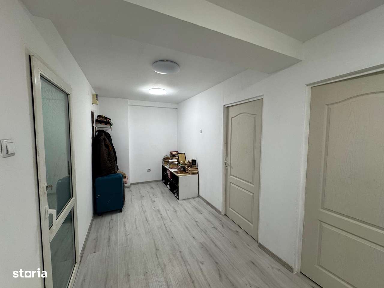 Casa cu 4 camere Bucium-7