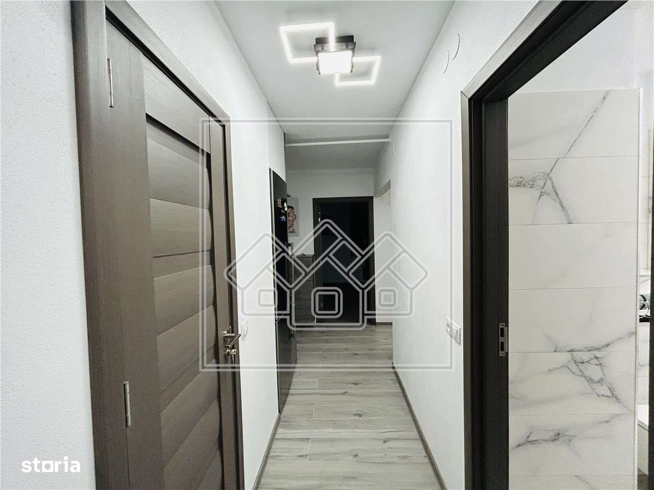 Ap decomandat, la cheie, 55 mp utili + balcon, Cisnadie-15