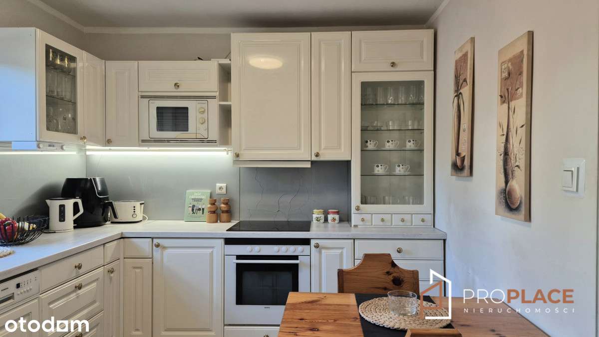 Przestronny dom z garażem i osobnym mieszkaniem-6