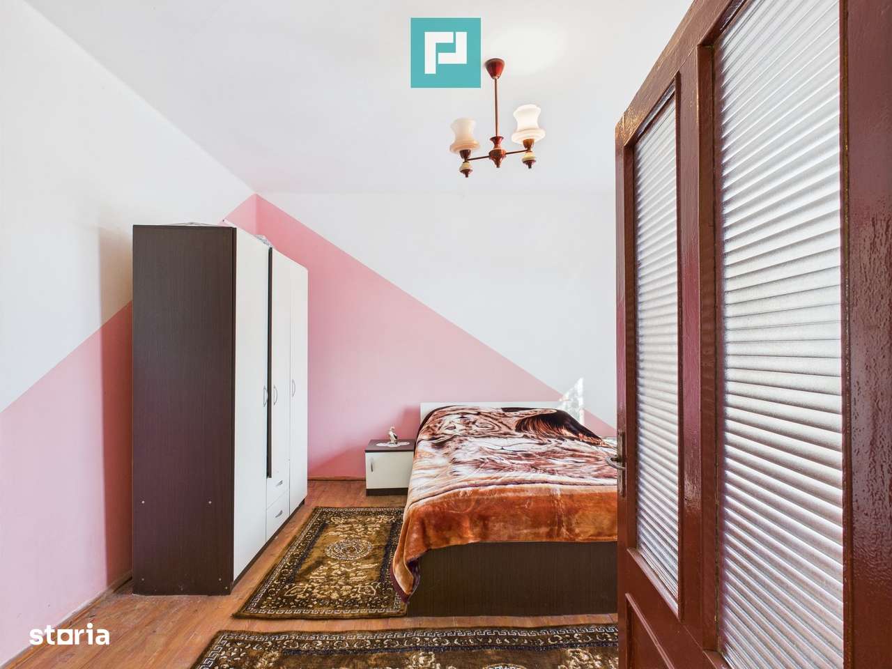 Casă cu teren de 4707 mp în Hălmăgel, județul Arad - Imagine principală: 4/20