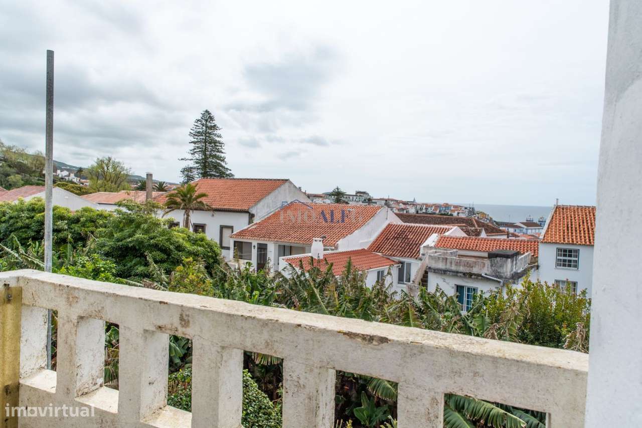 Moradia T4 em Santa Luzia- Angra Heroísmo com vista mar-16
