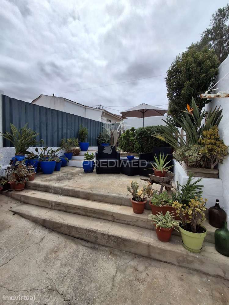 Moradia T2 com salamandra e pátio exterior - Grande imagem: 3/22