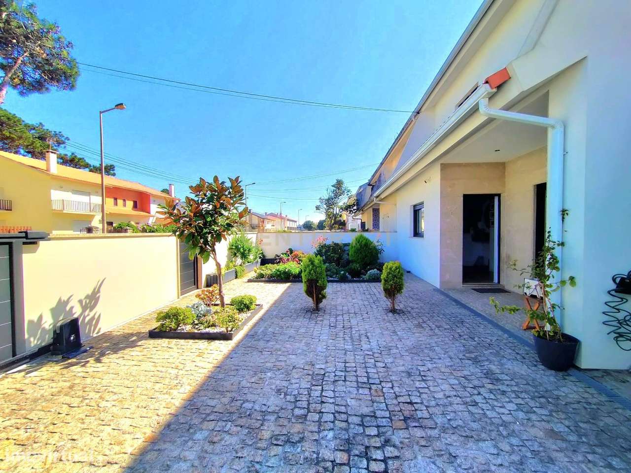 Moradia T3 em Primeira Linha de Mar em Cepães, Esposende - Grande imagem: 2/20