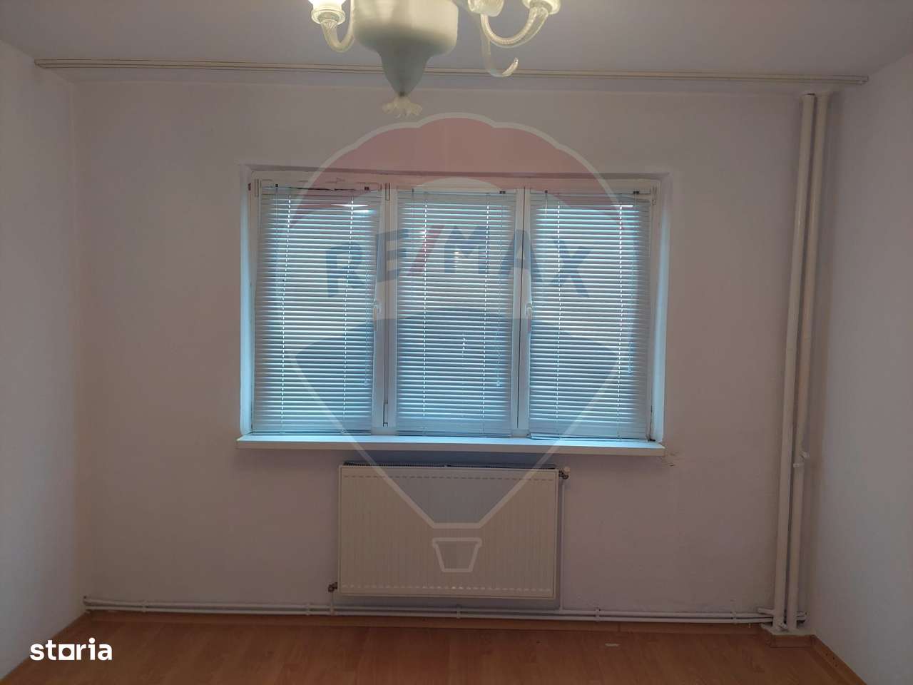 Apartament cu 3 camere de vanzare-3