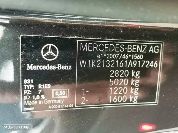 Mercedes-Benz E 300 De Avantgarde 4Matic - 29