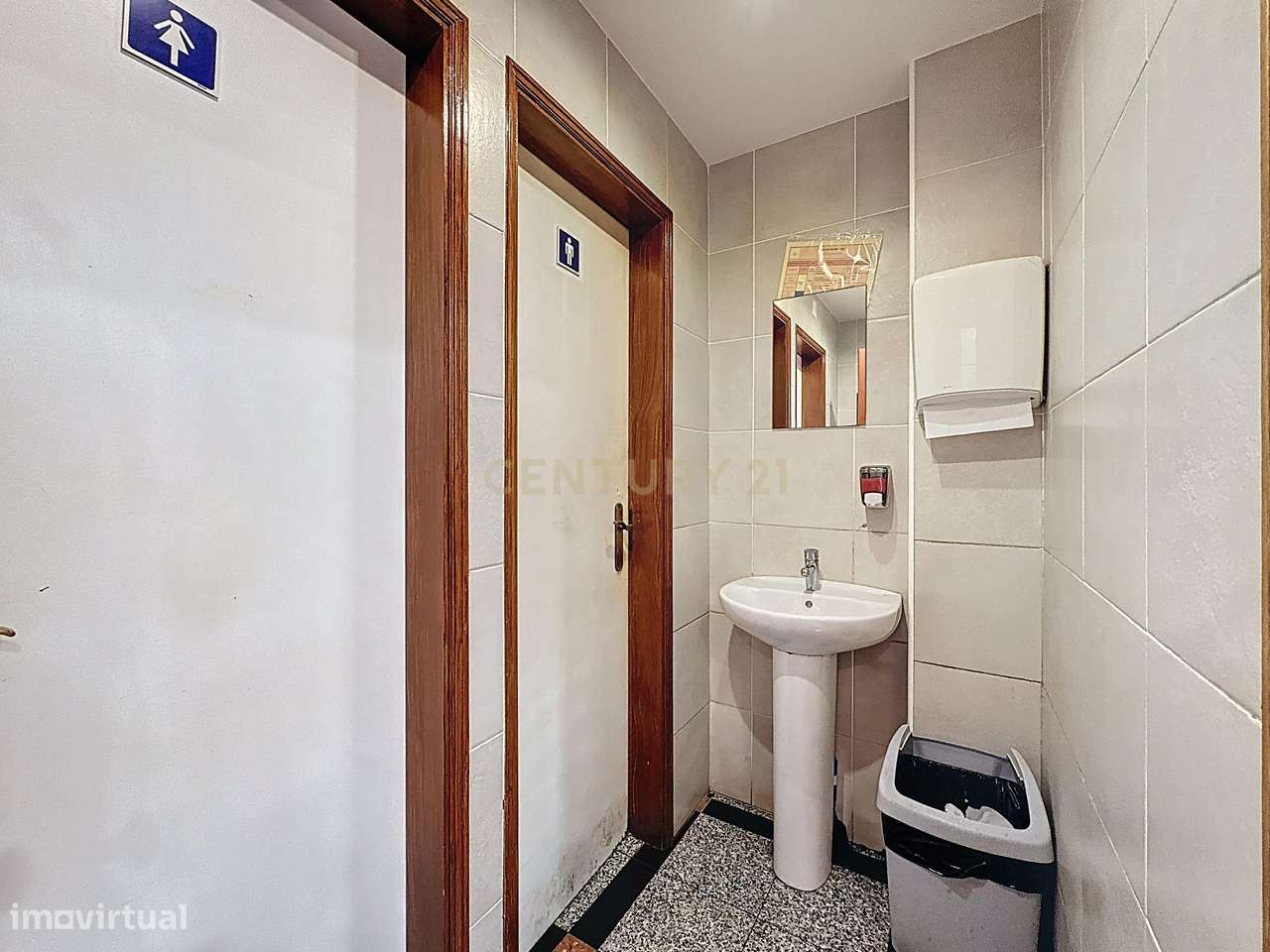 Pastelaria- Restaurante no Centro de Lisboa - Trespasse-9