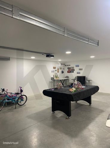 FANTÁSTICA MORADIA RECENTE EM ALGUEIRÃO – CONFORTO, ESPAÇO E QUALID-39