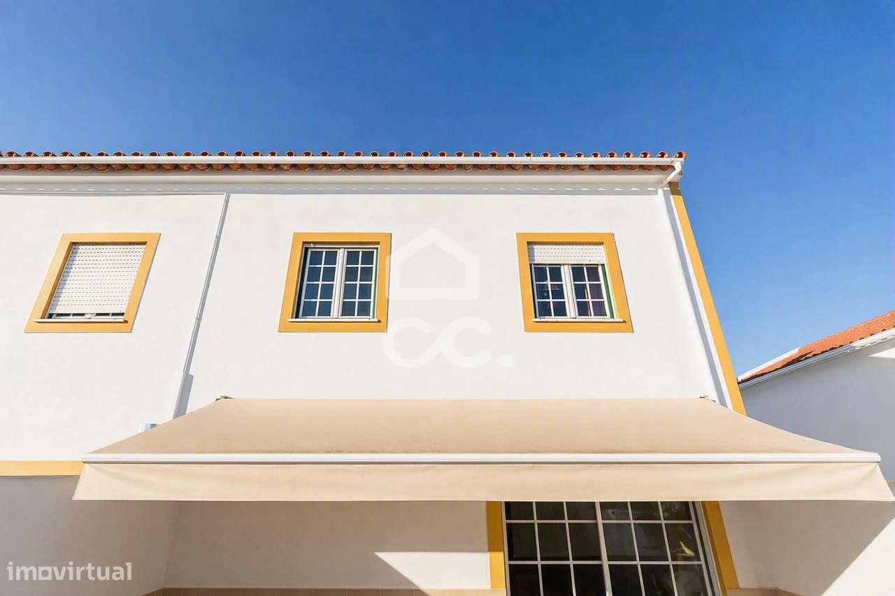 Moradia T3 c/ Garagem, Quintal e Terraço no Bairro da Casinha, em Évor-21