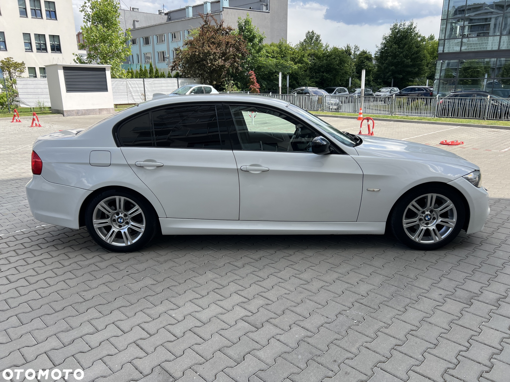 BMW Seria 3 318d DPF Edition Sport - 5