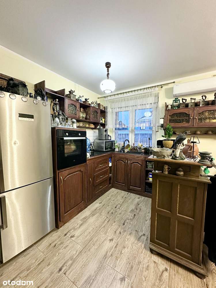 Wyjątkowe mieszkanie o niepowtarzalnym klimacie w dzielnicy Szczawienk - Pełny obrazek: 2/12