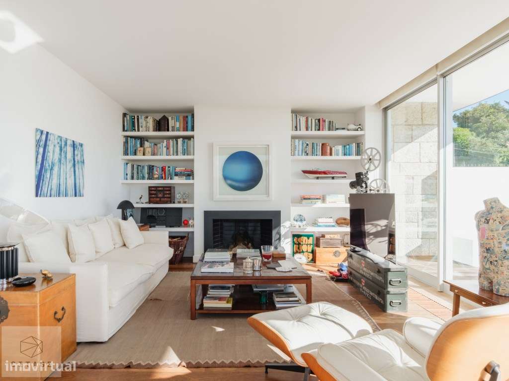 Moradia com vista mar no centro do Estoril-9