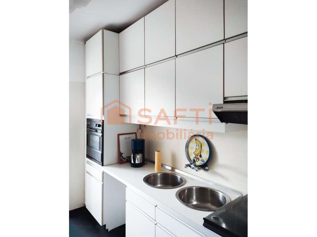 APARTAMENTO T2 NO CENTRO DE ABRANTES - Grande imagem: 2/9