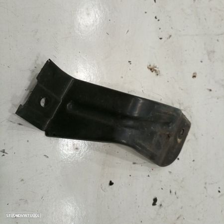 Reforço De Guarda Lamas Volkswagen Passat (3B3) - 1