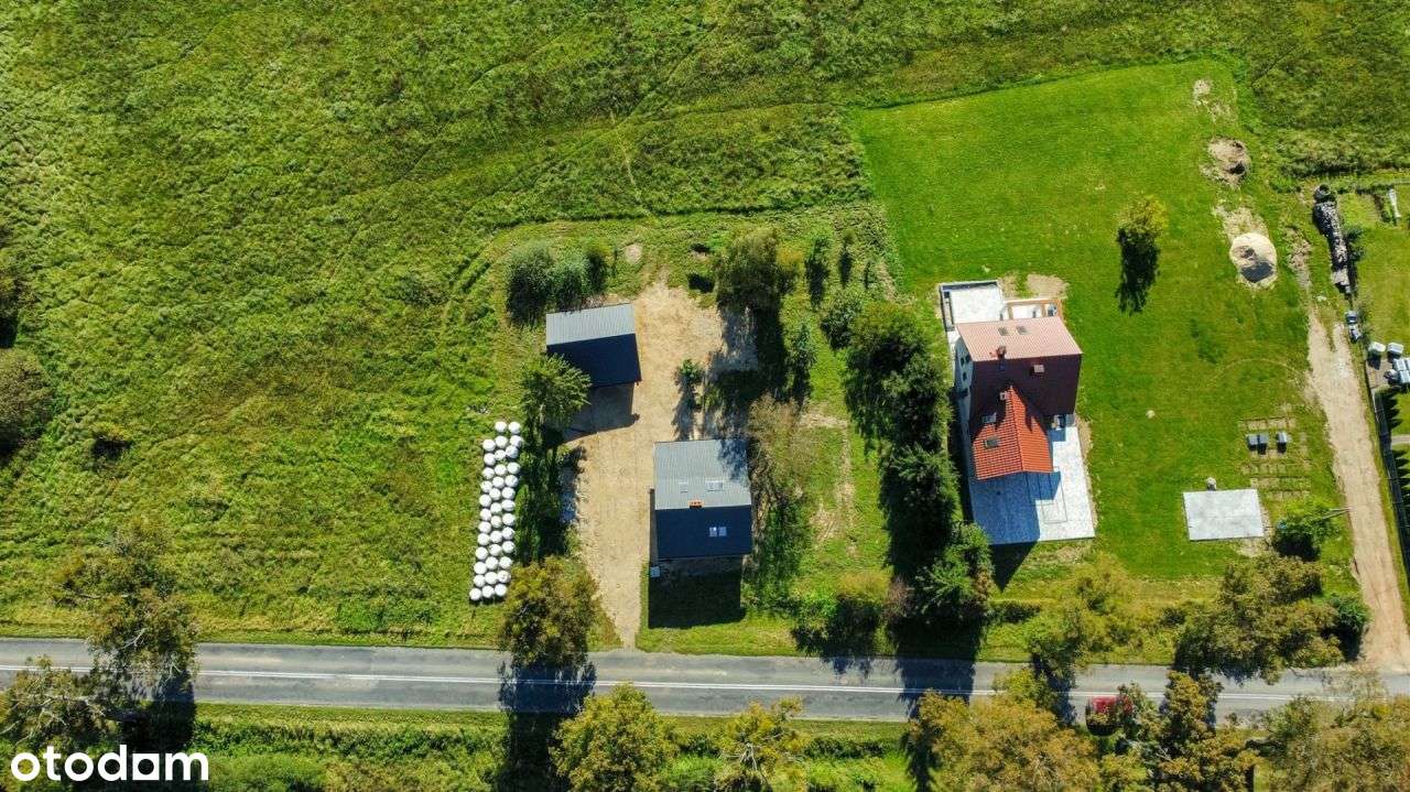 Funkcjonalny dom z ogromnym garażem!-10