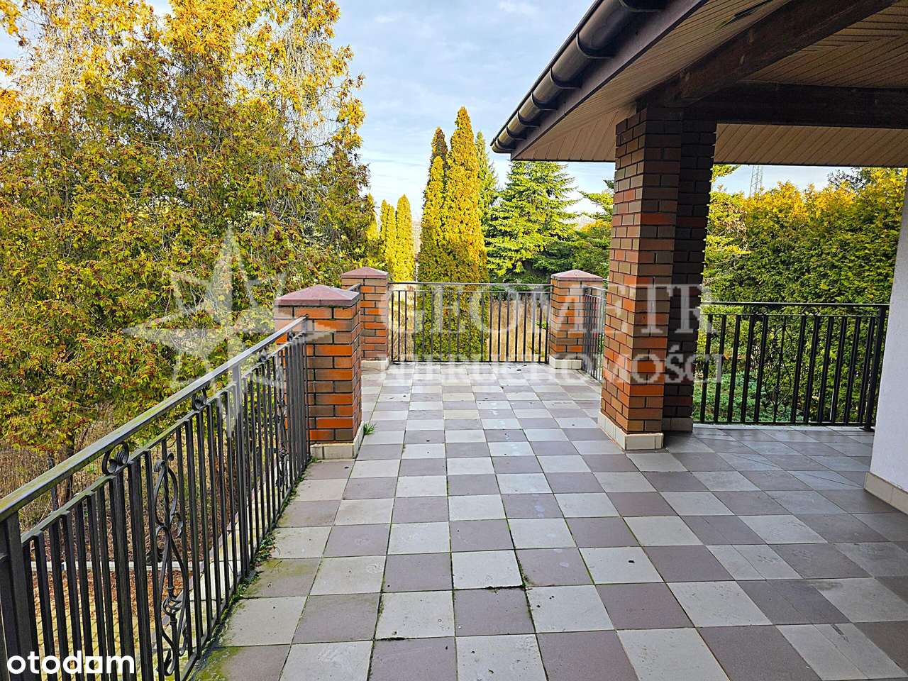 Dom idealny pod działalność lub  dla rodziny | Jabłonna, ul. Szkolna-8