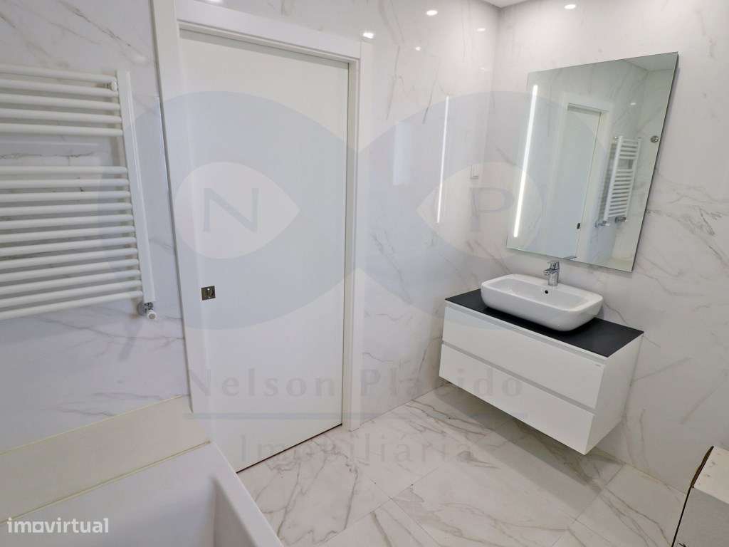 T4 CONSTRUÇÃO NOVA com terraço e garagem em Colinas do Cruzeiro - O...-31