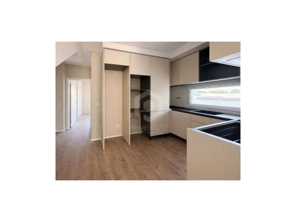 Moradia Geminada T3 com 2 suites - Grande imagem: 5/13