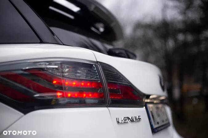 Lexus CT 200h F SPORT - 34