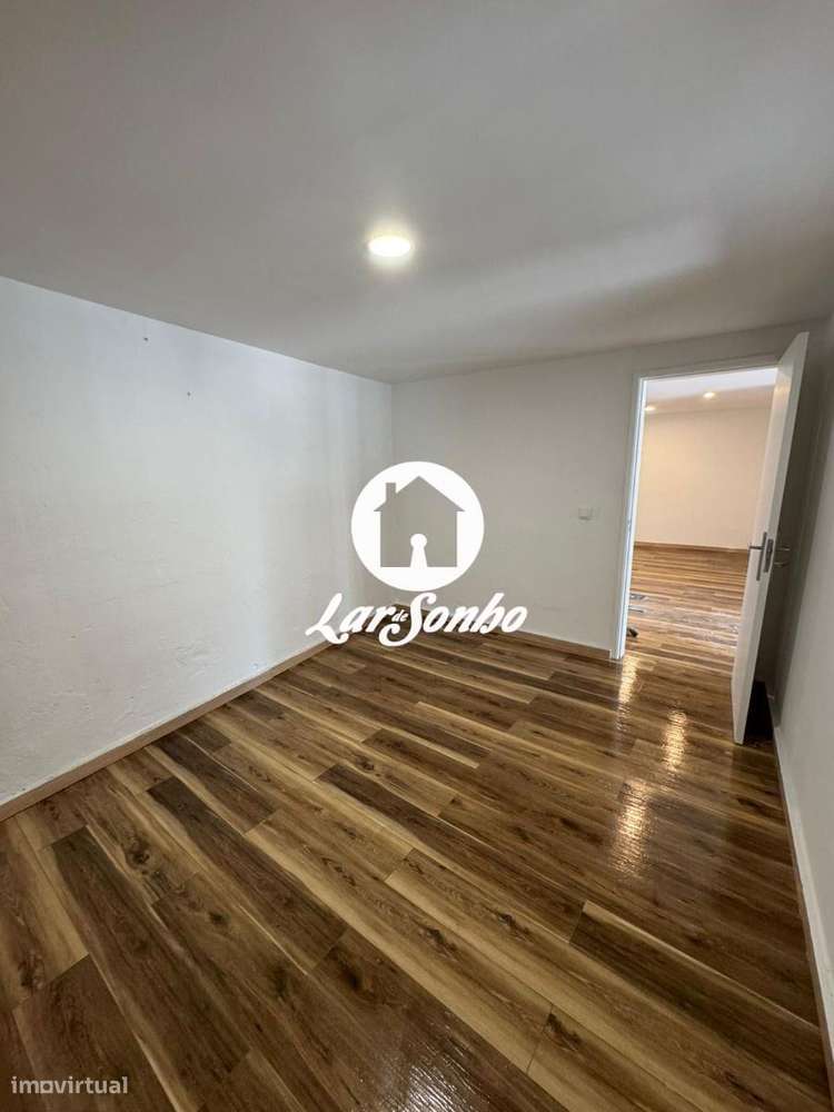 Moradia térrea T2-8