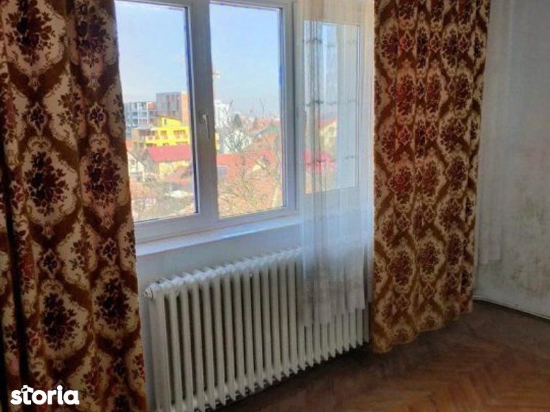 Apartament cu 3 camere si posibilitate de investitie in Andrei Muresan