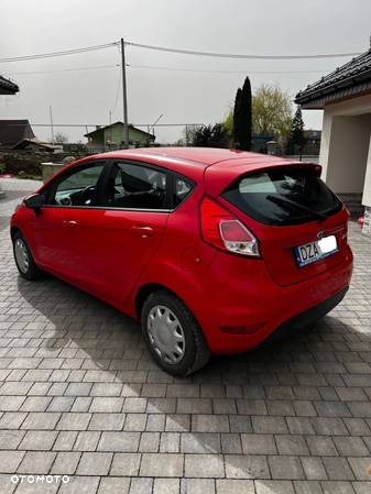 Ford Fiesta - 18