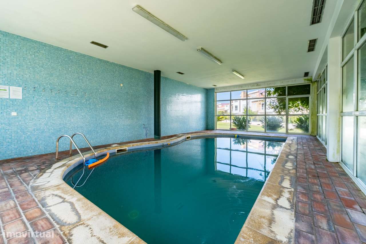 Magnifica Moradia T4 - Aldeamento privado com duas piscinas na Maia-49