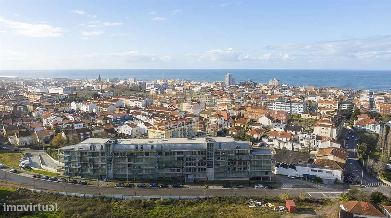 T1 NOVO em Condomínio Privado com Piscina e Ginásio em Espinho - Grande imagem: 3/28