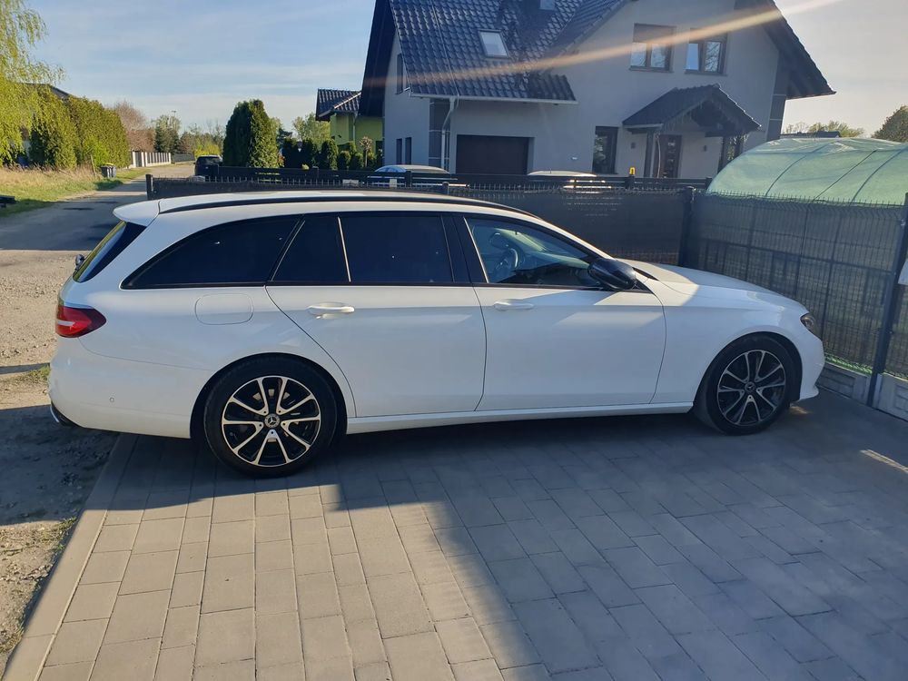 Mercedes-Benz E W213 220 d 9G-TRONIC Avantgarde 2017
