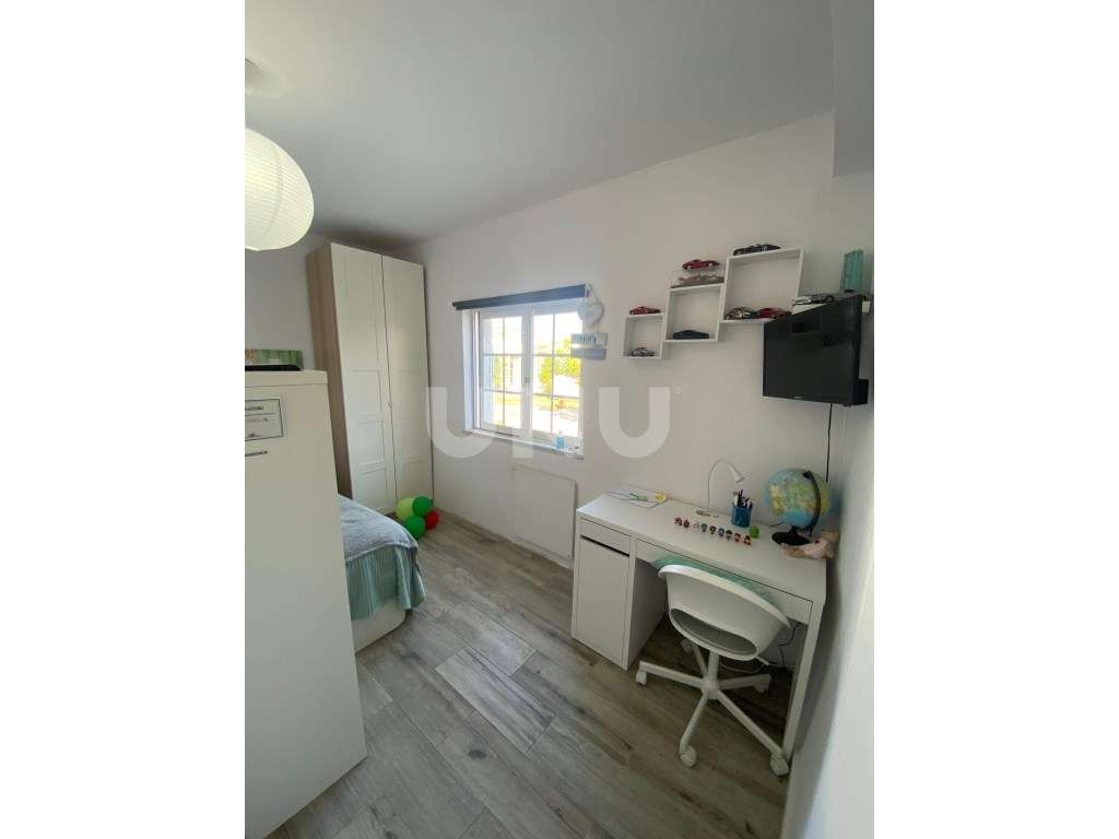 Terreno com duas moradias - Fernão Ferro | 380m²-25