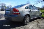 Volvo S40 1.8 - 15