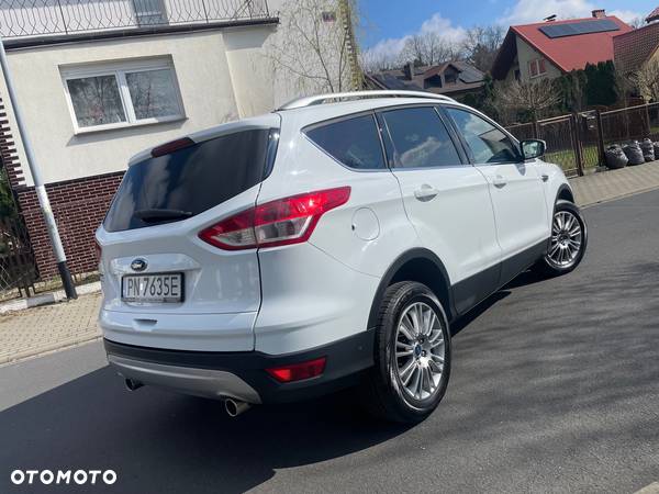 Ford Kuga 2.0 TDCi 2x4 Titanium - 8