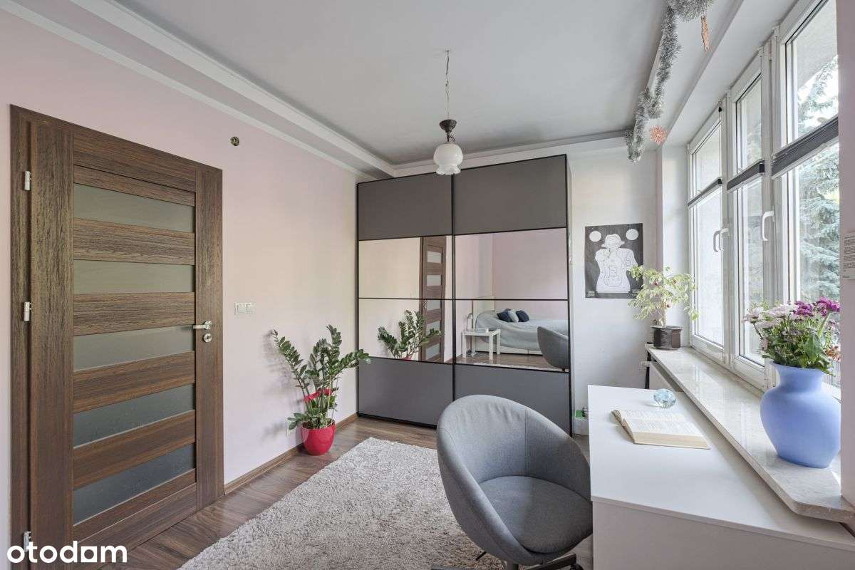 Segment w cichej części Ursynowa-5