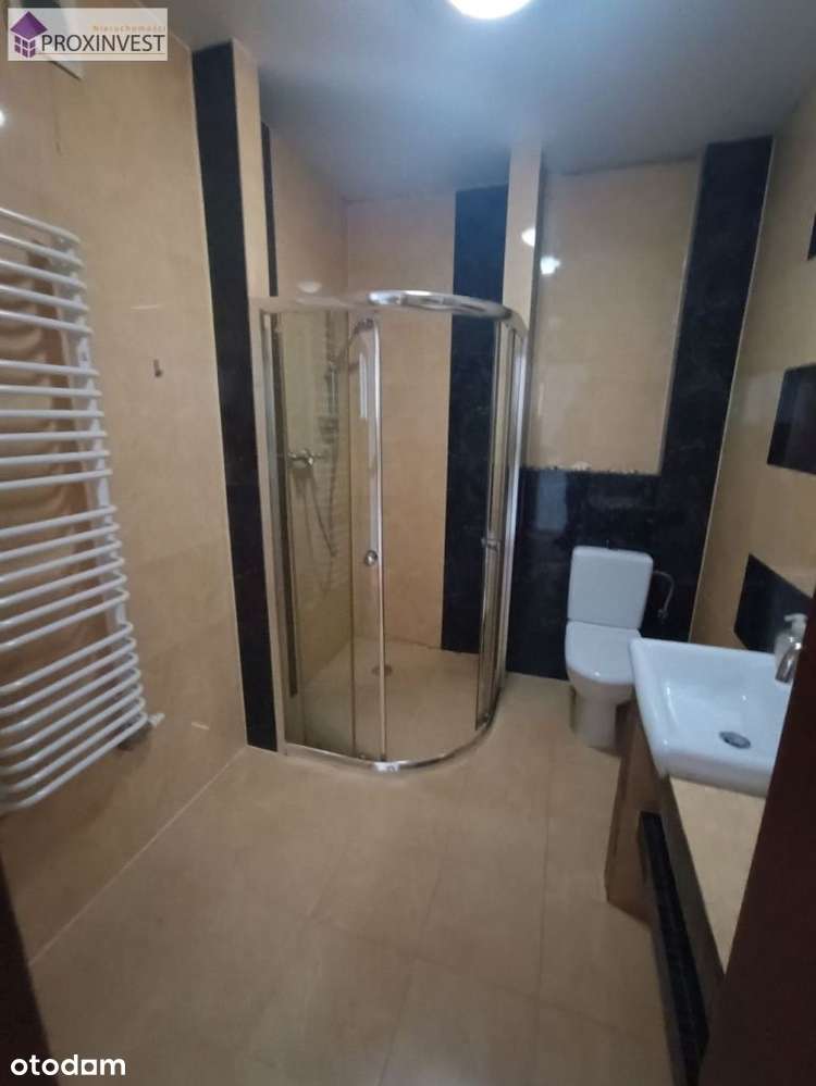 Duży dom wolnostojący-7