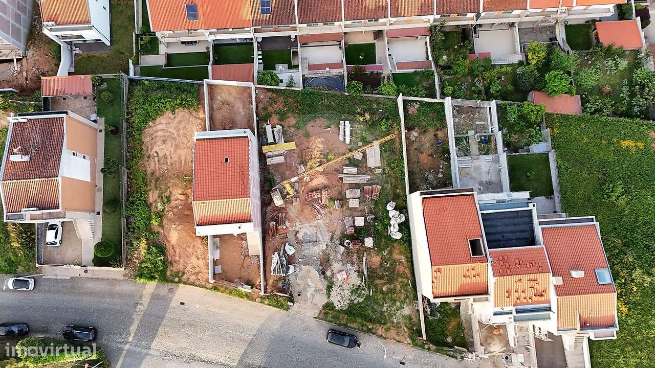 Terreno para Moradia c/ Projeto Totalmente Aprovado Pronto a Construir-7