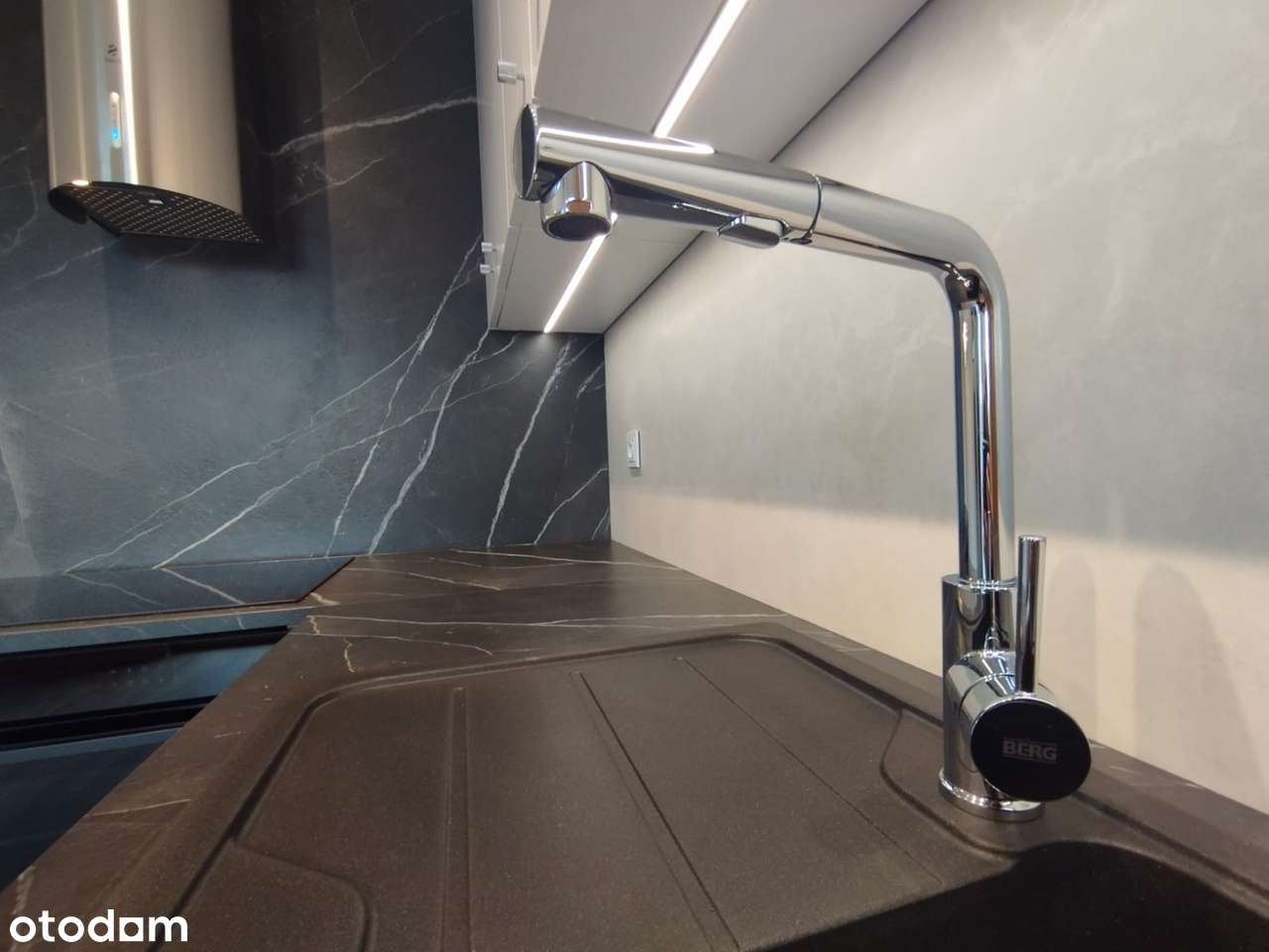 2 pokoje, 45m2, balkon, winda, klimatyzacja, Os. Między Mostami-6