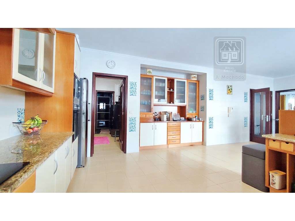 VENDA de MORADIA - VIVENDA com alojamento local e piscina - Fenais ...-19