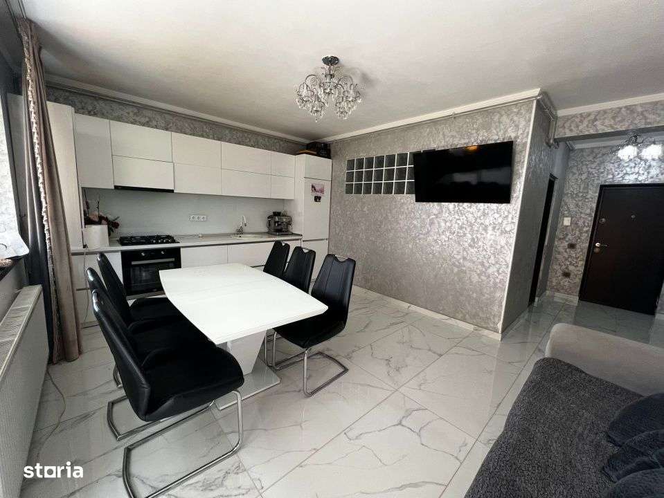 Apartament 3 Camere, 52mp, Garaj, Zona Subcetate - Imagine principală: 5/13