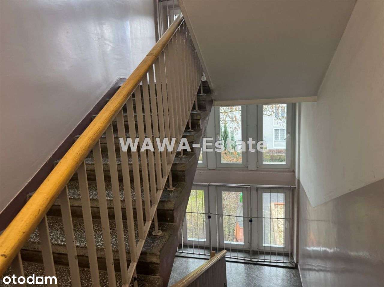 Kawalerka na Bielanach 3 min od metra!-16