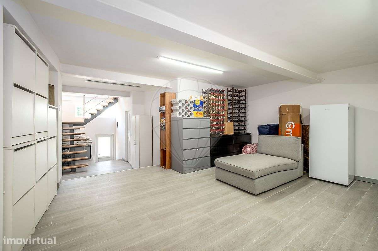 Moradia T7 para venda-30