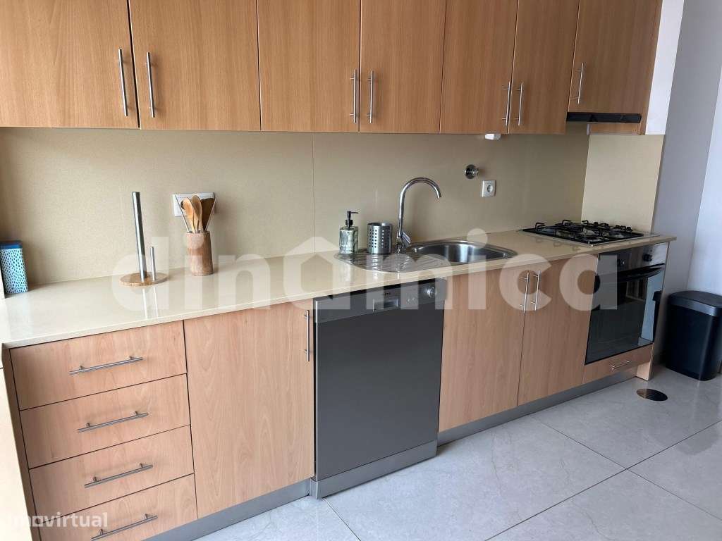 T2+1 - Centro de Vila Nova de Famalicão! - Grande imagem: 2/28