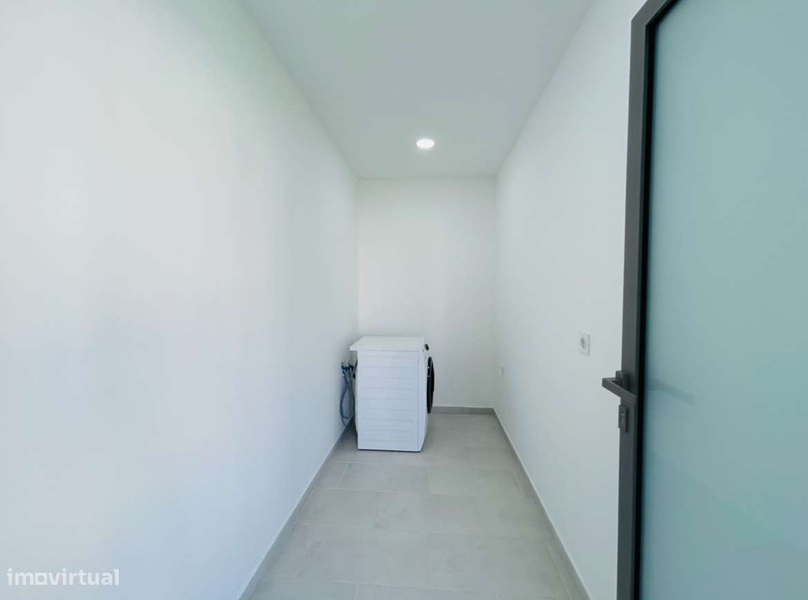 Apartamento T2 moderno com parqueamento - Rua dos Correios, Montijo - Grande imagem: 5/12