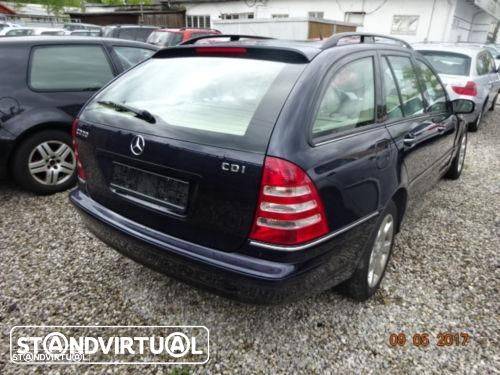 Mercedes Benz Classe C SW de 2004 para peças - 1