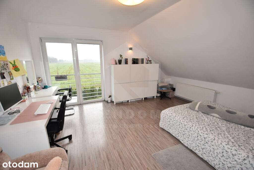 Dom z garażem i fotowoltaiką – Narok-15