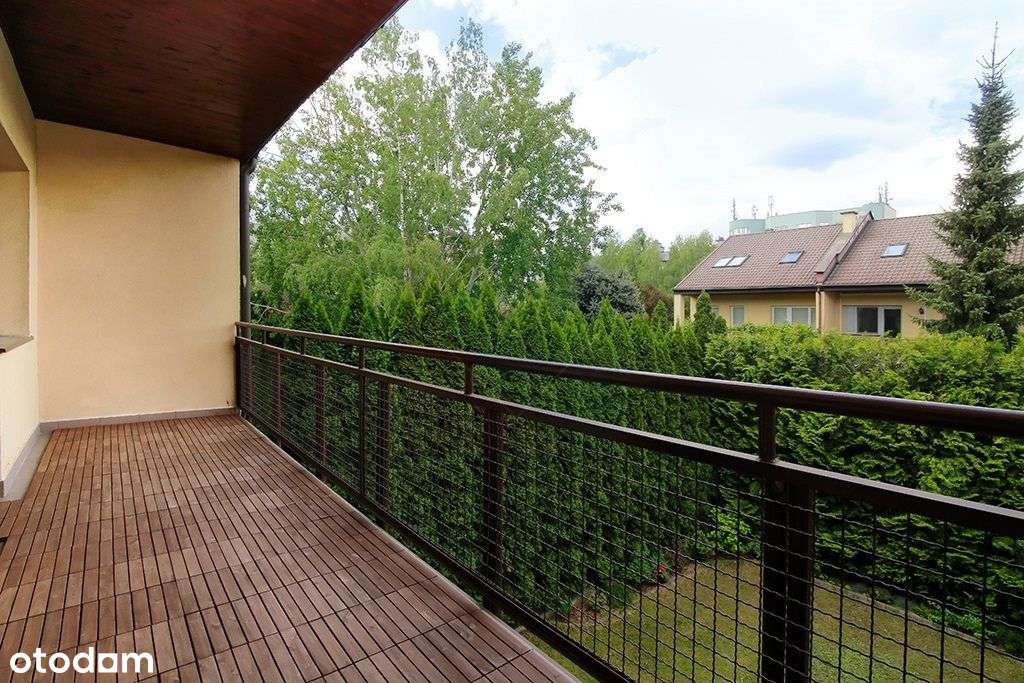 Dom z widokiem na zieleń przy metrze Natolin-18