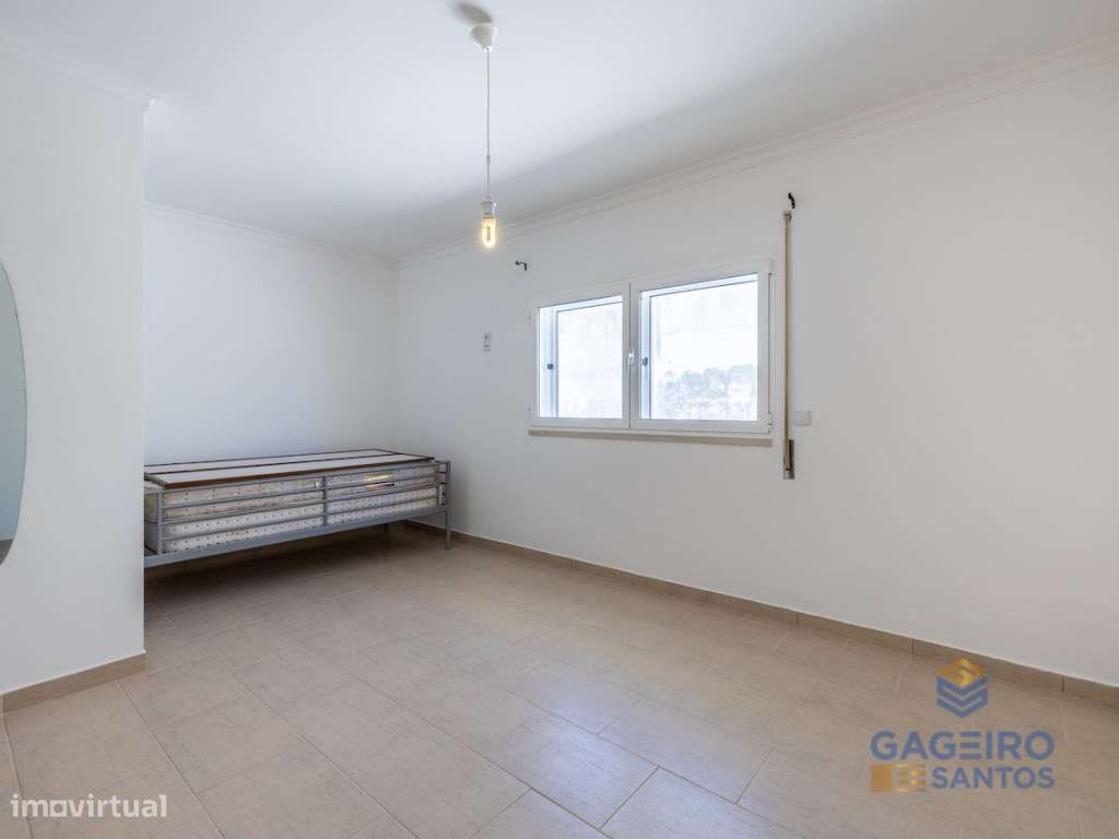 Apartamento T1 com garagem fechada a 950 metros da praia de Salir d...-14