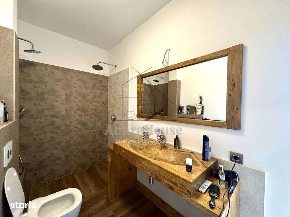 Apartament 3 camere in imobil tip vila, 79 mp, garaj, curte comuna, Gr-13