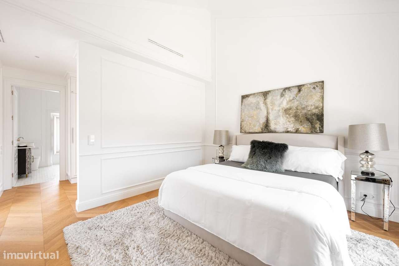 Moradia T3 + 1 com piscina, Centro Cascais, Cascais-14