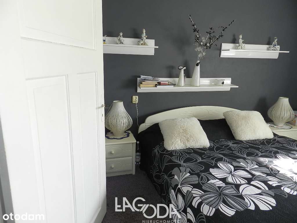 Hala 1152 m2, wiata 1260 m2 plus Dom - Deszczno-9