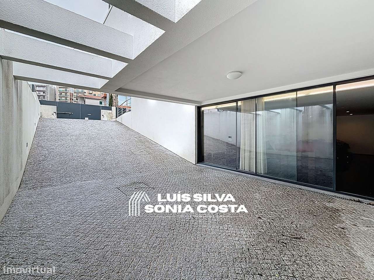 Moradia T3 em Avintes – Conforto, Tecnologia e Design...-42