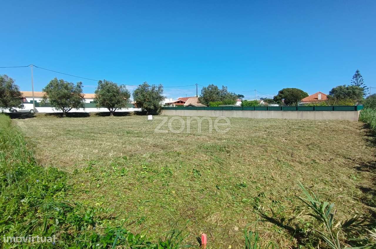 Terreno Urbano para Construção | 1.120 m² | Azoia – Rua da Escola - Grande imagem: 4/8